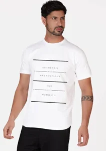 Read more about the article The Longline T-shirt – A little trend that goes a long way!